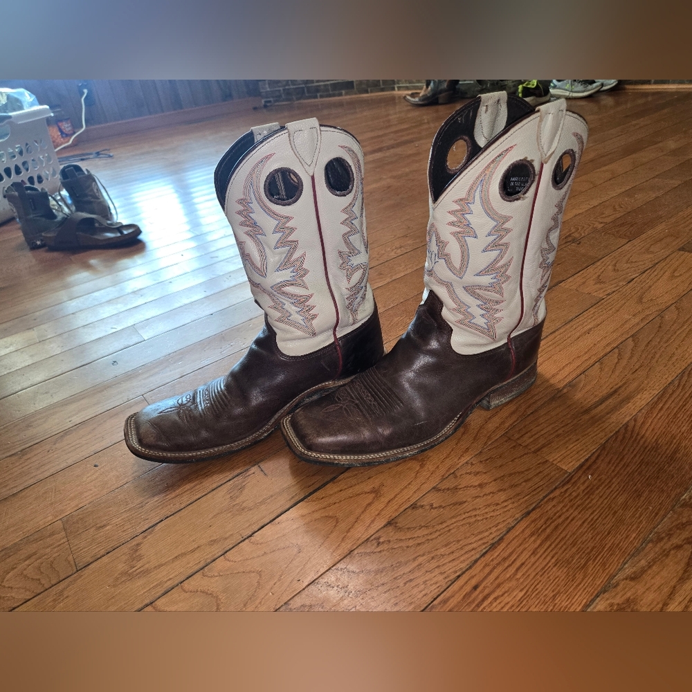 Justin Bent Rail Men's Western Boots Broqn Cognac and Desert Bone. Men's 10.5 EE